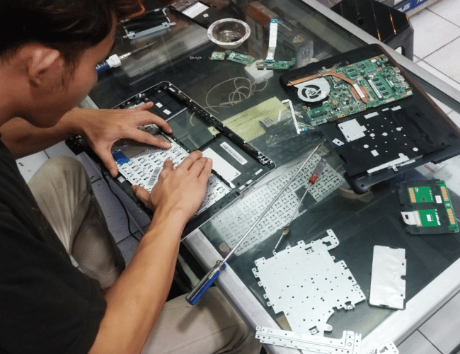 Service Komputer Laptop- Graha Laptop (13)